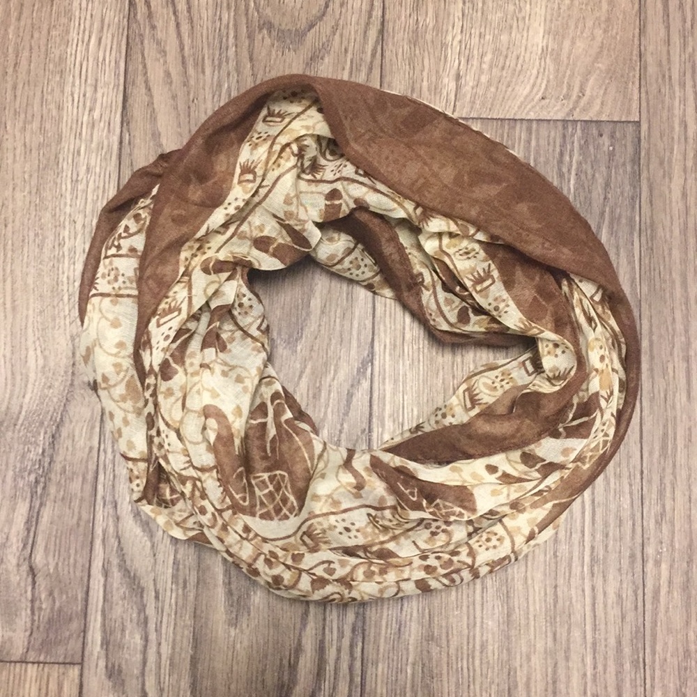 BEAUTIFUL INFINITY SCARF